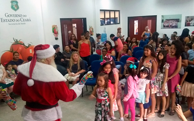 Alegria e muita diversão marcam o natal das crianças - Secretaria da Saúde  do Ceará