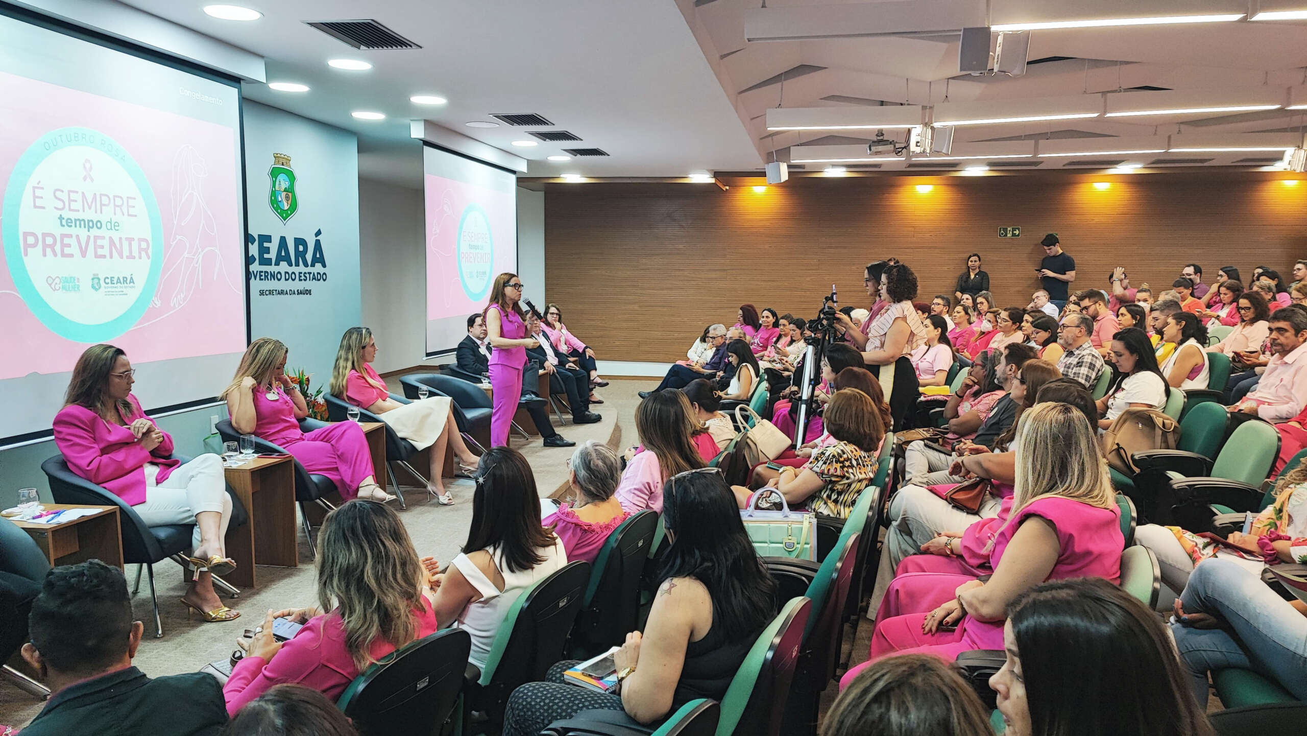 Comissão ADM Mulher Ceará Abraça o Outubro Rosa em Campanha pela  Conscientização